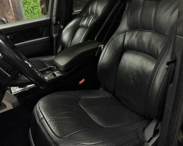 Чорний Ленд Ровер Рендж Ровер, об'ємом двигуна 4.37 л та пробігом 124 тис. км за 88000 $, фото 10 на Automoto.ua