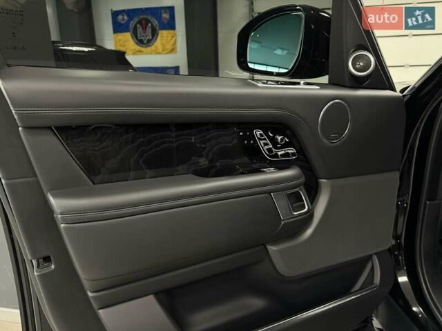 Черный Ленд Ровер Рендж Ровер, объемом двигателя 4.37 л и пробегом 139 тыс. км за 82500 $, фото 45 на Automoto.ua