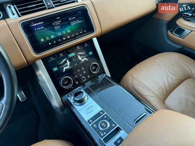 Чорний Ленд Ровер Рендж Ровер, об'ємом двигуна 3 л та пробігом 123 тис. км за 77000 $, фото 16 на Automoto.ua