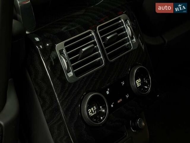 Черный Ленд Ровер Рендж Ровер, объемом двигателя 4.37 л и пробегом 139 тыс. км за 82500 $, фото 50 на Automoto.ua