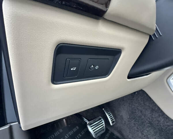 Черный Ленд Ровер Рендж Ровер, объемом двигателя 3 л и пробегом 90 тыс. км за 75555 $, фото 101 на Automoto.ua