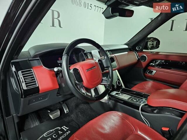 Ленд Ровер Рендж Ровер 2021 у Києві на Automoto.ua Чорний Ленд Ровер Рендж Ровер, об'ємом двигуна 3 л та пробігом 103 тис. км за 89999 $, фото 20 на Automoto.ua