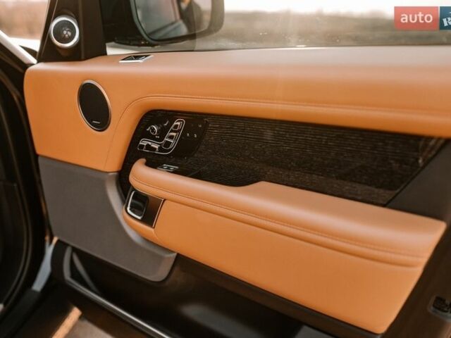 Чорний Ленд Ровер Рендж Ровер, об'ємом двигуна 3 л та пробігом 54 тис. км за 115000 $, фото 127 на Automoto.ua