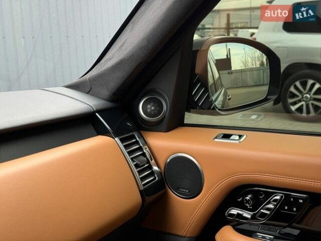 Чорний Ленд Ровер Рендж Ровер, об'ємом двигуна 3 л та пробігом 71 тис. км за 89990 $, фото 53 на Automoto.ua