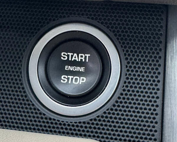 Черный Ленд Ровер Рендж Ровер, объемом двигателя 3 л и пробегом 90 тыс. км за 75555 $, фото 48 на Automoto.ua