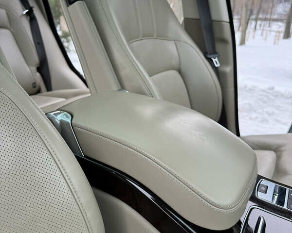 Черный Ленд Ровер Рендж Ровер, объемом двигателя 3 л и пробегом 90 тыс. км за 75555 $, фото 125 на Automoto.ua