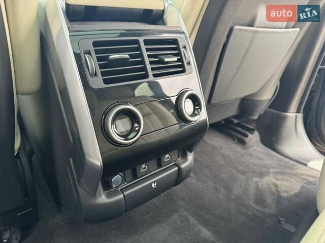 Черный Ленд Ровер Рендж Ровер, объемом двигателя 3 л и пробегом 47 тыс. км за 39900 $, фото 14 на Automoto.ua