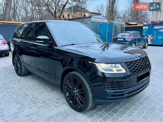 Черный Ленд Ровер Рендж Ровер, объемом двигателя 3 л и пробегом 69 тыс. км за 105000 $, фото 2 на Automoto.ua