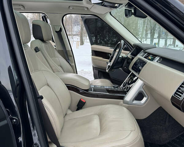 Черный Ленд Ровер Рендж Ровер, объемом двигателя 3 л и пробегом 90 тыс. км за 75555 $, фото 30 на Automoto.ua