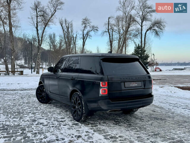 Черный Ленд Ровер Рендж Ровер, объемом двигателя 3 л и пробегом 90 тыс. км за 75555 $, фото 63 на Automoto.ua