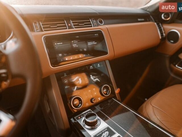 Чорний Ленд Ровер Рендж Ровер, об'ємом двигуна 3 л та пробігом 54 тис. км за 115000 $, фото 125 на Automoto.ua