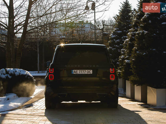 Черный Ленд Ровер Рендж Ровер, объемом двигателя 5 л и пробегом 109 тыс. км за 135000 $, фото 3 на Automoto.ua