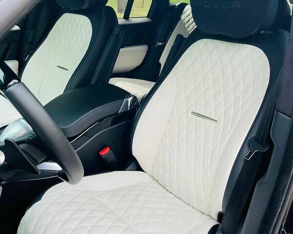 Черный Ленд Ровер Рендж Ровер, объемом двигателя 5 л и пробегом 45 тыс. км за 99800 $, фото 12 на Automoto.ua