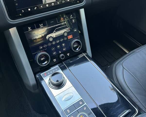 Черный Ленд Ровер Рендж Ровер, объемом двигателя 3 л и пробегом 51 тыс. км за 83500 $, фото 3 на Automoto.ua