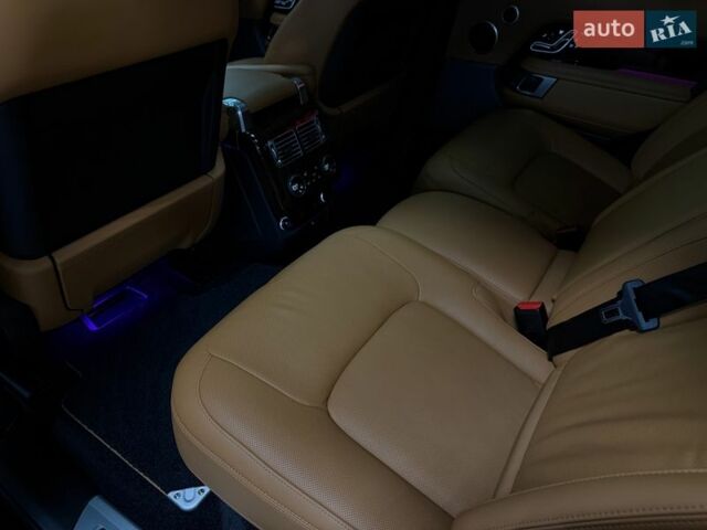 Черный Ленд Ровер Рендж Ровер, объемом двигателя 3 л и пробегом 49 тыс. км за 93500 $, фото 54 на Automoto.ua