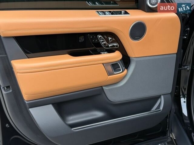 Чорний Ленд Ровер Рендж Ровер, об'ємом двигуна 3 л та пробігом 71 тис. км за 89990 $, фото 43 на Automoto.ua