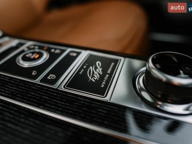 Чорний Ленд Ровер Рендж Ровер, об'ємом двигуна 3 л та пробігом 54 тис. км за 115000 $, фото 64 на Automoto.ua