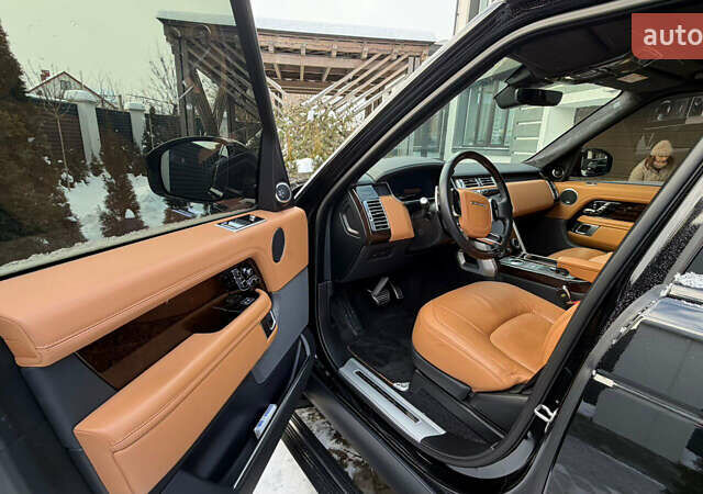 Чорний Ленд Ровер Рендж Ровер, об'ємом двигуна 3 л та пробігом 17 тис. км за 125000 $, фото 6 на Automoto.ua