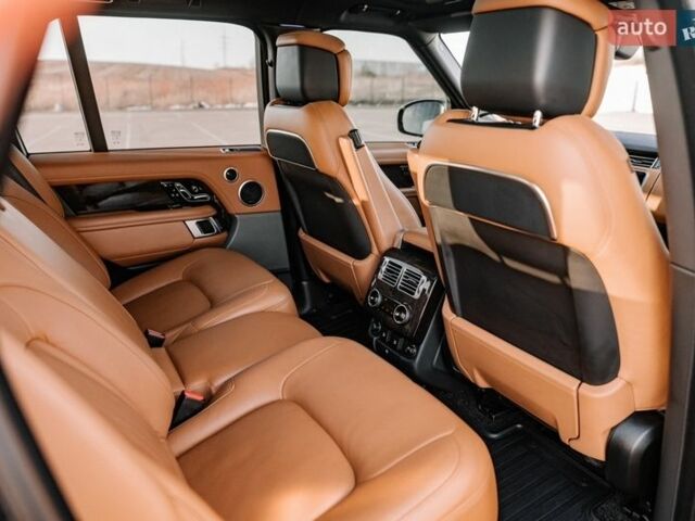 Чорний Ленд Ровер Рендж Ровер, об'ємом двигуна 3 л та пробігом 54 тис. км за 115000 $, фото 90 на Automoto.ua