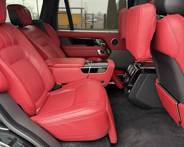 Черный Ленд Ровер Рендж Ровер, объемом двигателя 3 л и пробегом 105 тыс. км за 84000 $, фото 27 на Automoto.ua