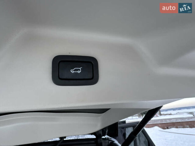 Черный Ленд Ровер Рендж Ровер, объемом двигателя 3 л и пробегом 90 тыс. км за 75555 $, фото 95 на Automoto.ua