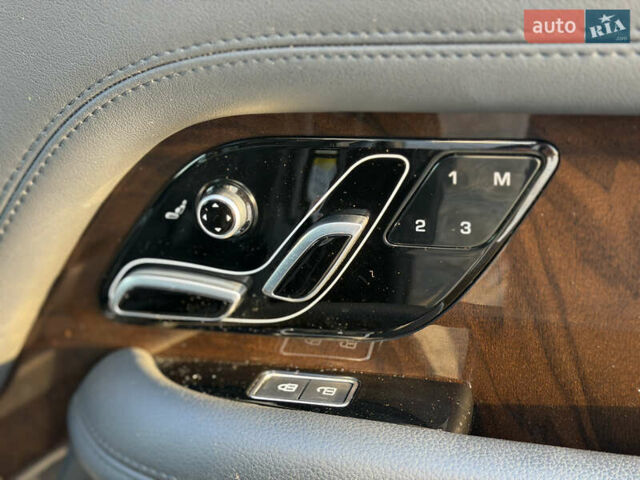 Черный Ленд Ровер Рендж Ровер, объемом двигателя 3 л и пробегом 75 тыс. км за 82000 $, фото 47 на Automoto.ua