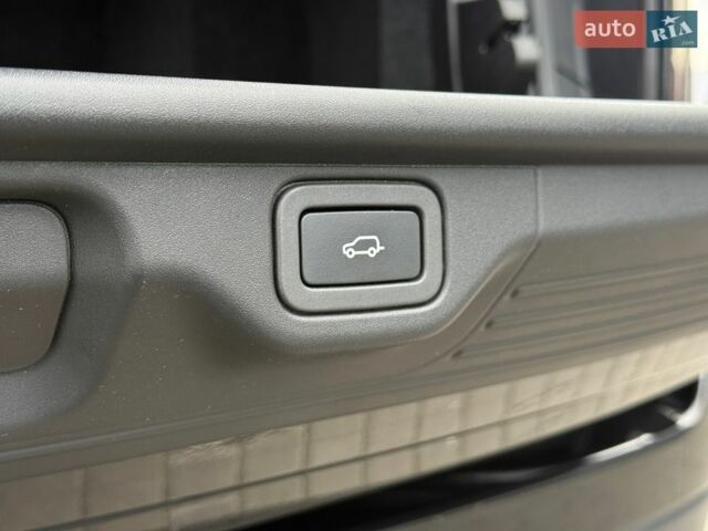 Чорний Ленд Ровер Рендж Ровер, об'ємом двигуна 3 л та пробігом 71 тис. км за 89990 $, фото 29 на Automoto.ua