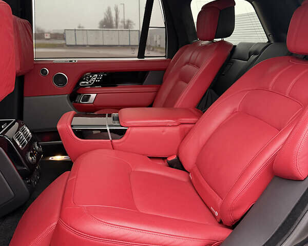 Черный Ленд Ровер Рендж Ровер, объемом двигателя 3 л и пробегом 105 тыс. км за 84000 $, фото 20 на Automoto.ua