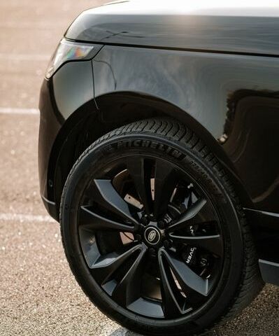 Чорний Ленд Ровер Рендж Ровер, об'ємом двигуна 3 л та пробігом 54 тис. км за 115000 $, фото 30 на Automoto.ua