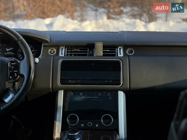 Черный Ленд Ровер Рендж Ровер, объемом двигателя 3 л и пробегом 75 тыс. км за 82000 $, фото 41 на Automoto.ua