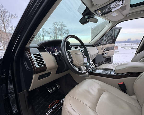 Черный Ленд Ровер Рендж Ровер, объемом двигателя 3 л и пробегом 90 тыс. км за 75555 $, фото 106 на Automoto.ua