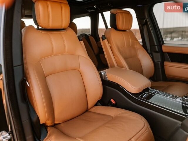 Чорний Ленд Ровер Рендж Ровер, об'ємом двигуна 3 л та пробігом 54 тис. км за 115000 $, фото 62 на Automoto.ua