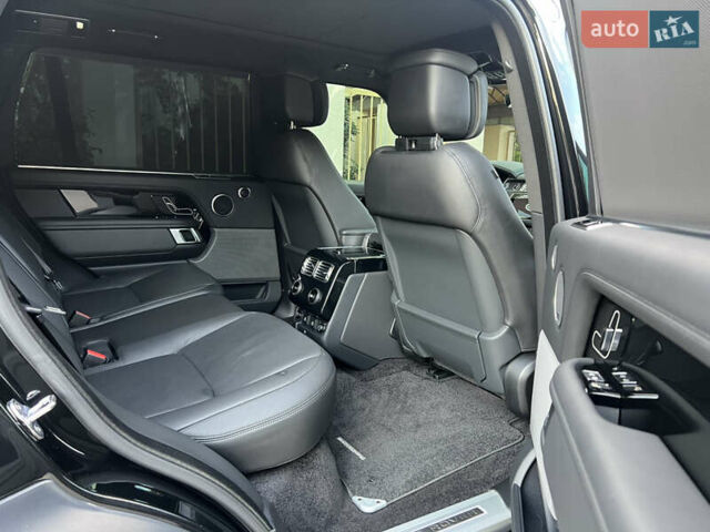 Черный Ленд Ровер Рендж Ровер, объемом двигателя 5 л и пробегом 77 тыс. км за 73499 $, фото 77 на Automoto.ua