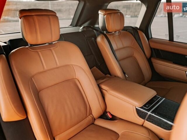 Чорний Ленд Ровер Рендж Ровер, об'ємом двигуна 3 л та пробігом 54 тис. км за 115000 $, фото 95 на Automoto.ua