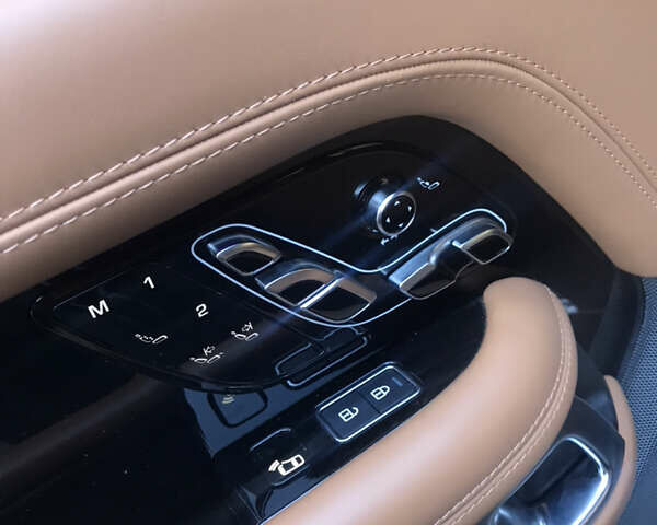 Черный Ленд Ровер Рендж Ровер, объемом двигателя 3 л и пробегом 115 тыс. км за 110000 $, фото 7 на Automoto.ua