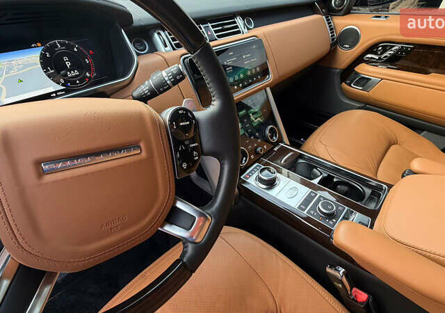 Чорний Ленд Ровер Рендж Ровер, об'ємом двигуна 3 л та пробігом 17 тис. км за 125000 $, фото 13 на Automoto.ua