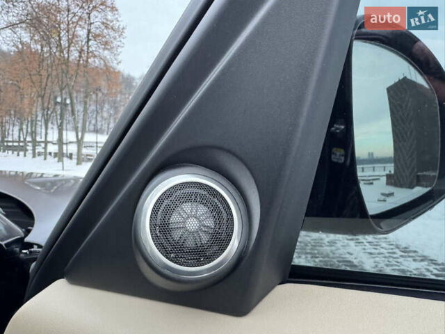 Черный Ленд Ровер Рендж Ровер, объемом двигателя 3 л и пробегом 90 тыс. км за 75555 $, фото 27 на Automoto.ua