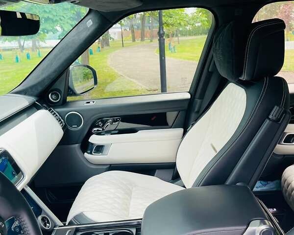 Черный Ленд Ровер Рендж Ровер, объемом двигателя 5 л и пробегом 45 тыс. км за 99800 $, фото 6 на Automoto.ua