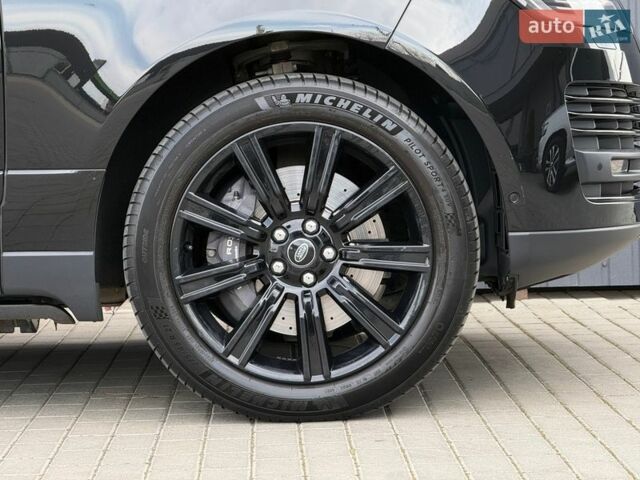 Чорний Ленд Ровер Рендж Ровер, об'ємом двигуна 3 л та пробігом 71 тис. км за 89990 $, фото 15 на Automoto.ua