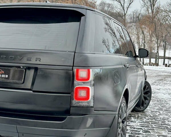 Черный Ленд Ровер Рендж Ровер, объемом двигателя 3 л и пробегом 90 тыс. км за 75555 $, фото 38 на Automoto.ua