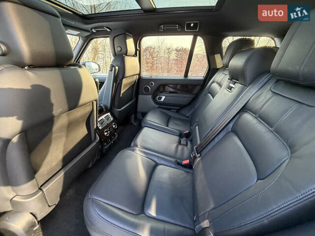 Черный Ленд Ровер Рендж Ровер, объемом двигателя 3 л и пробегом 75 тыс. км за 82000 $, фото 32 на Automoto.ua