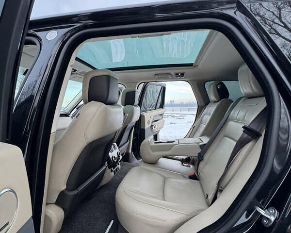 Черный Ленд Ровер Рендж Ровер, объемом двигателя 3 л и пробегом 90 тыс. км за 75555 $, фото 112 на Automoto.ua