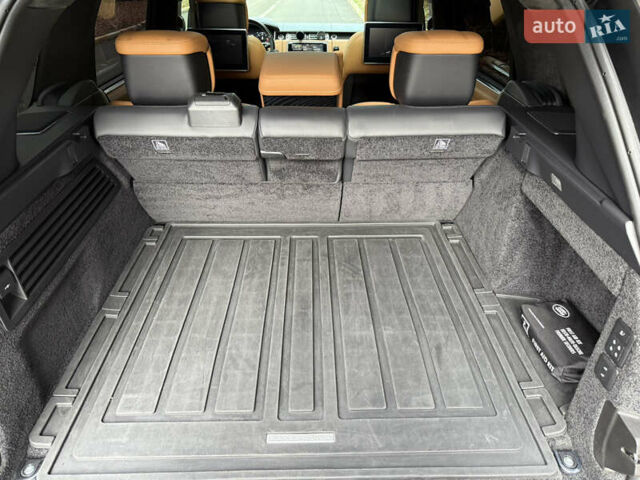 Чорний Ленд Ровер Рендж Ровер, об'ємом двигуна 3 л та пробігом 110 тис. км за 108000 $, фото 17 на Automoto.ua