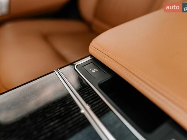 Чорний Ленд Ровер Рендж Ровер, об'ємом двигуна 3 л та пробігом 54 тис. км за 115000 $, фото 104 на Automoto.ua