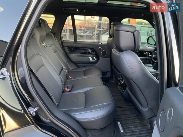 Черный Ленд Ровер Рендж Ровер, объемом двигателя 5 л и пробегом 69 тыс. км за 73900 $, фото 25 на Automoto.ua