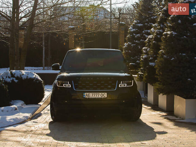 Черный Ленд Ровер Рендж Ровер, объемом двигателя 5 л и пробегом 109 тыс. км за 135000 $, фото 9 на Automoto.ua