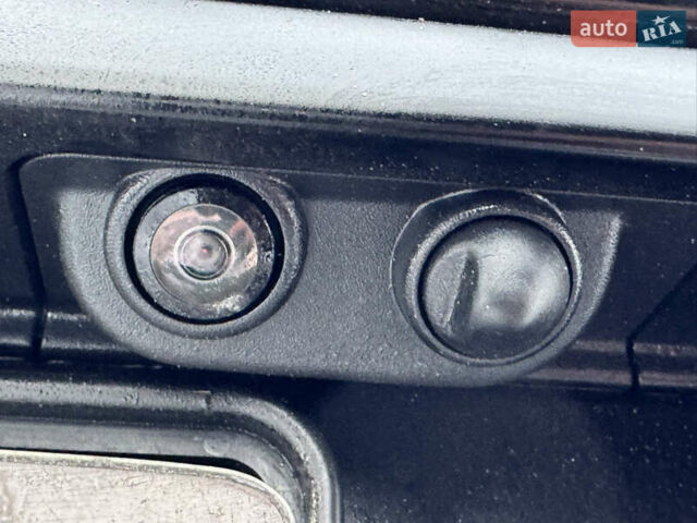 Черный Ленд Ровер Рендж Ровер, объемом двигателя 3 л и пробегом 90 тыс. км за 75555 $, фото 46 на Automoto.ua