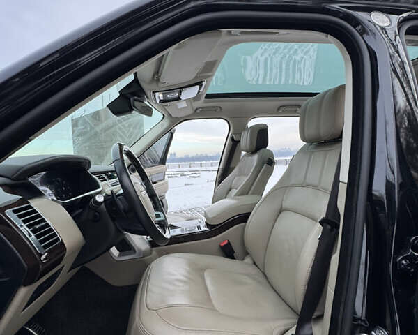 Черный Ленд Ровер Рендж Ровер, объемом двигателя 3 л и пробегом 90 тыс. км за 75555 $, фото 108 на Automoto.ua