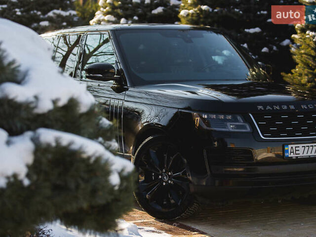 Черный Ленд Ровер Рендж Ровер, объемом двигателя 5 л и пробегом 109 тыс. км за 135000 $, фото 7 на Automoto.ua