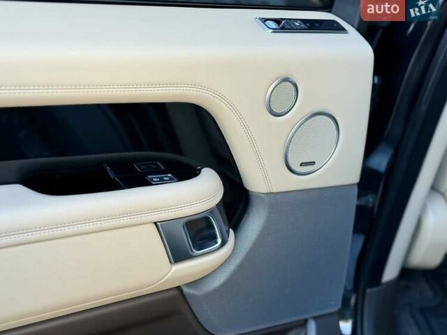 Черный Ленд Ровер Рендж Ровер, объемом двигателя 3 л и пробегом 141 тыс. км за 74900 $, фото 19 на Automoto.ua